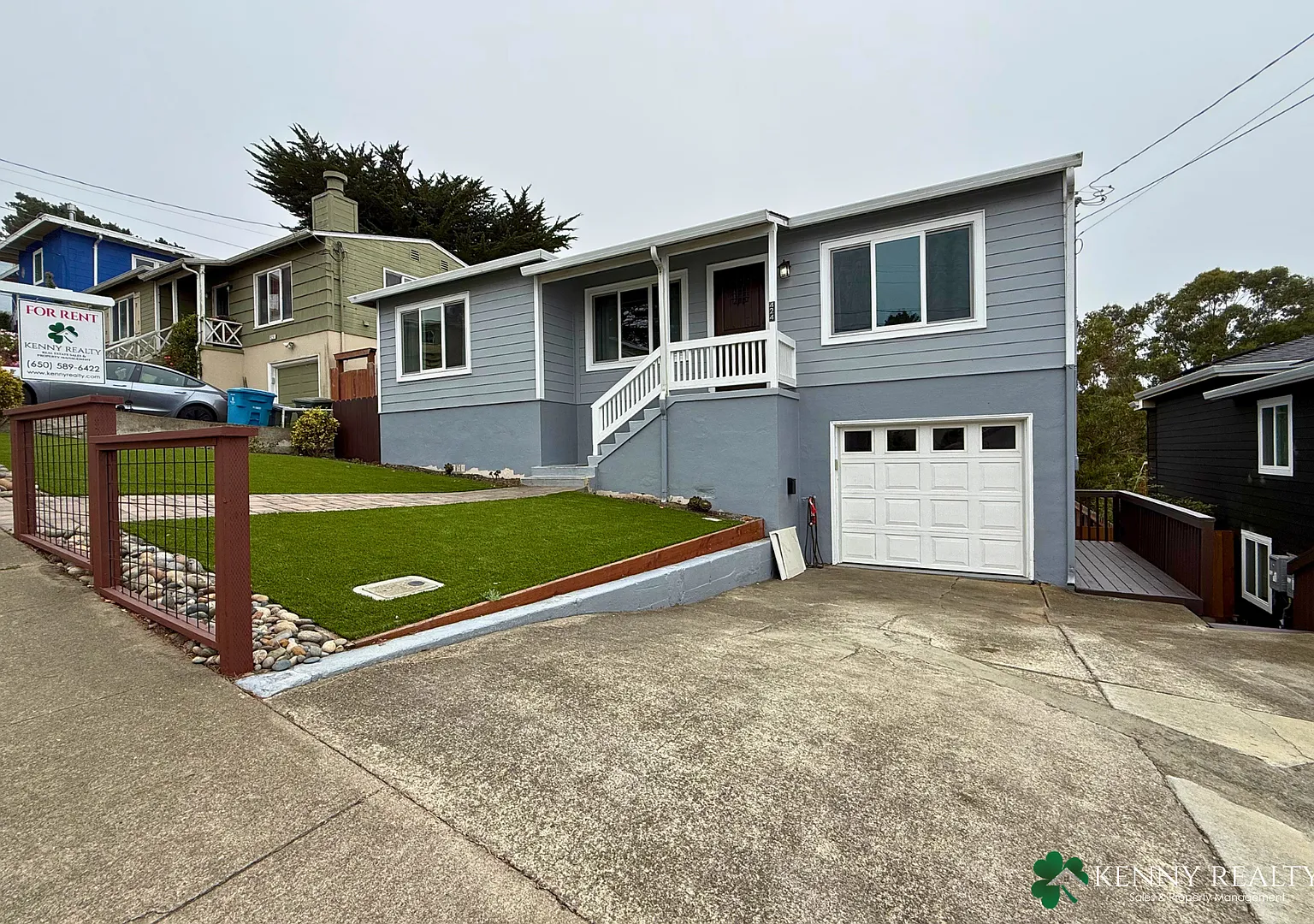 Ocean & Canyon Views Remodeled 3BR/2BA Plus Bonus Room in Pacifica — Photo 3