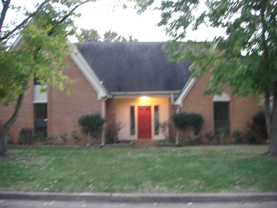 8175 Creekside Circle North