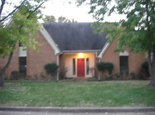 8175 Creekside Cir N, Cordova, TN 38016