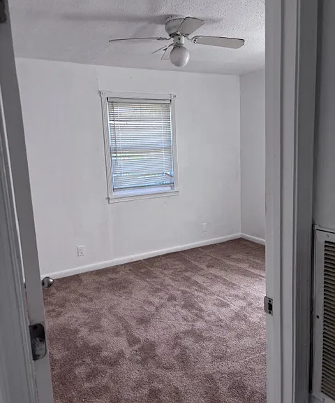 1607 Madison Ave — Photo 8