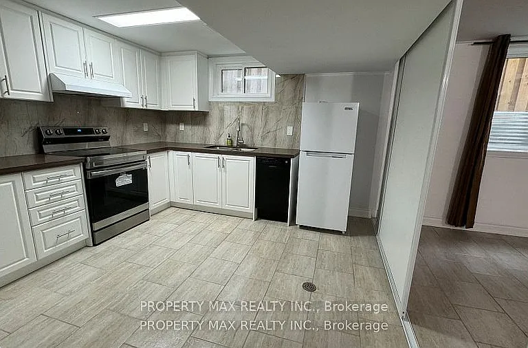30 Glenabbey Dr #BASEMENT — Photo 23