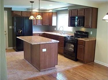 2nd image of 523 John Edward Ln