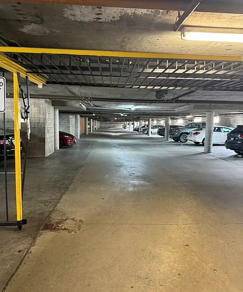 Doty Apartment North & South — Photo 4