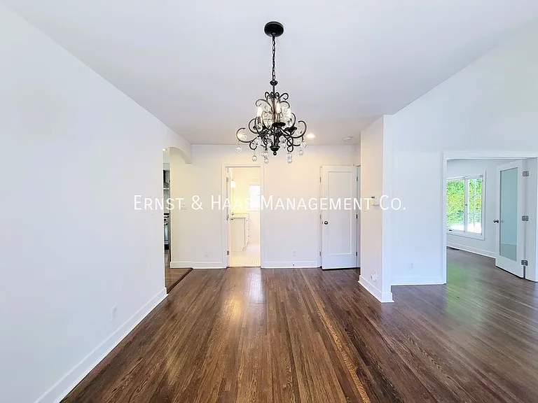 2227 Camden Ave — Photo 6
