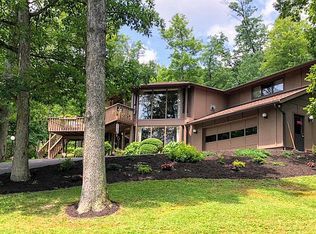 115 Condo Dr, Bedford, PA 15522