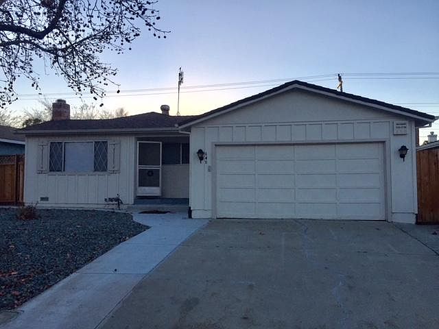 1st image of 141 Park Hill Dr