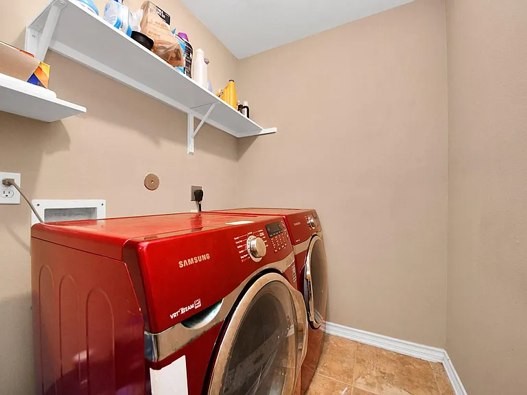 706 River Delta Ln — Photo 26
