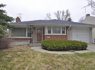 1708 Jenkinson Ct, Waukegan, IL 60085