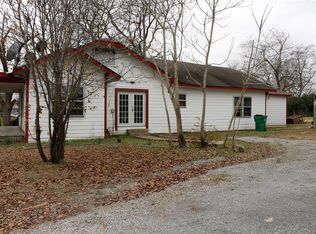 106 W Collard St, Madisonville, TX 77864