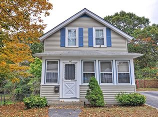 12 Roosevelt St, Taunton, MA 02780
