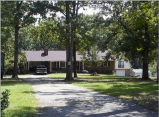 81 Clark Patton Rd, Fredericksburg, VA 22406