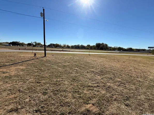 415 COUNTY ROAD 1585 LOT 1 & 2, Moore, TX 78057
