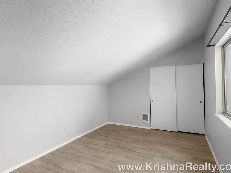 9957 SW Scott Ct — Photo 16