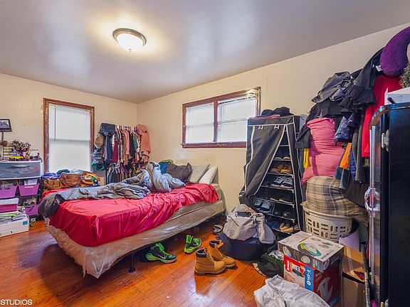 5th image of 7914 S Winchester Ave