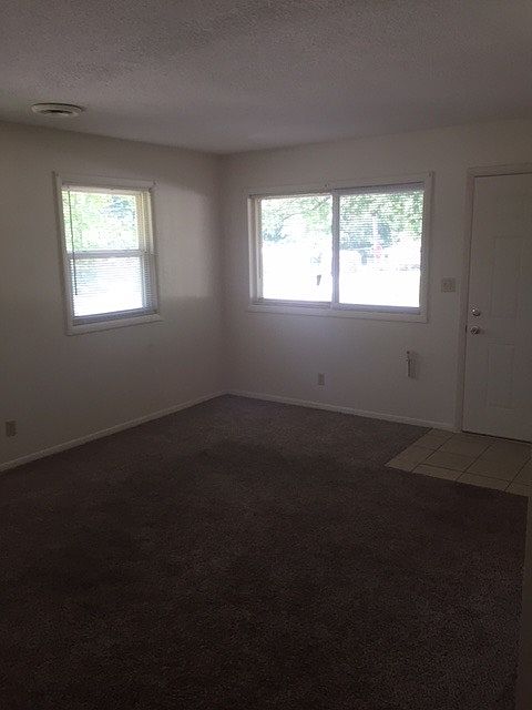 2nd image of 6501 Ravena Rd APT 1