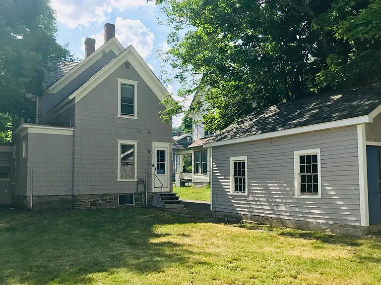 44 East St — Photo 14
