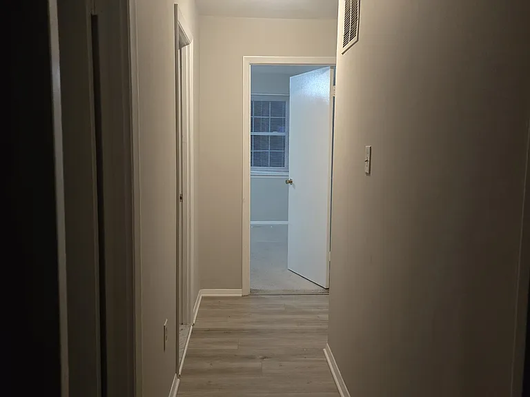 1 Golden Hill Ct — Photo 22