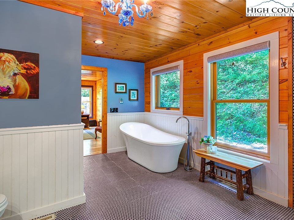 16th image of this home