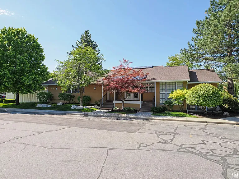 1228 E Shadow Ridge Dr #3B — Photo 12