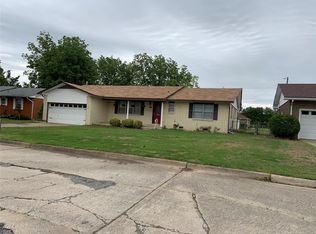 1410 S 10th St, McAlester, OK 74501