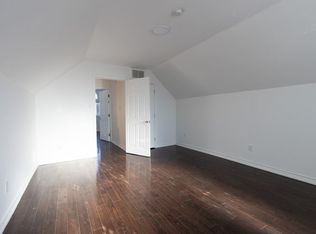 1111 Gerrard St E #C, Toronto, ON M4M 1Z9