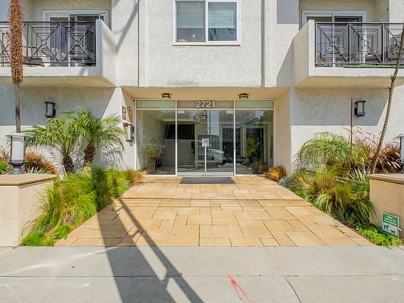 5th image of 2721 2nd St APT 204