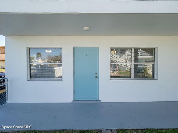 4th image of 215 Circle Dr APT 1