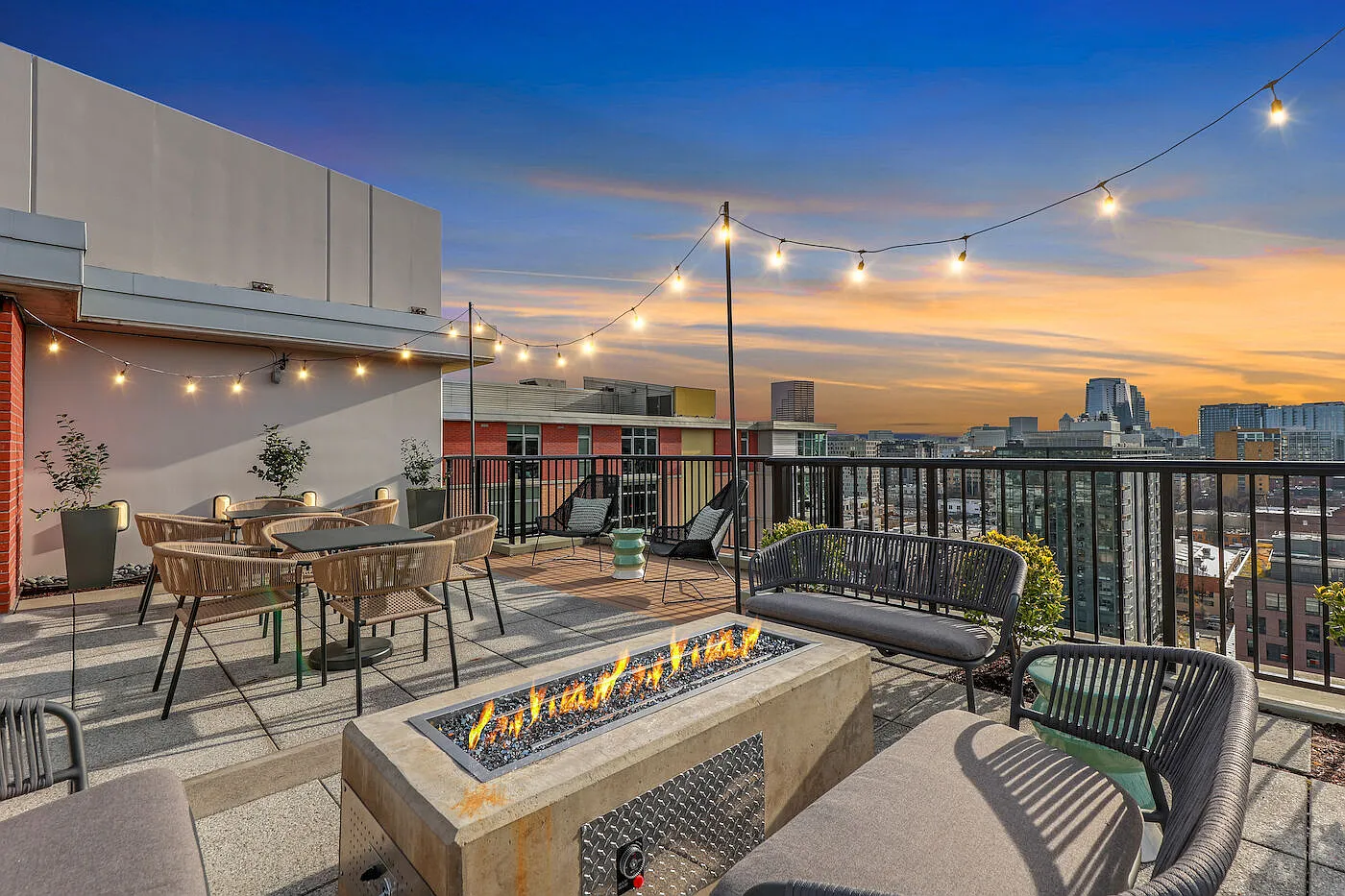 Asa Flats and Lofts — Photo 1