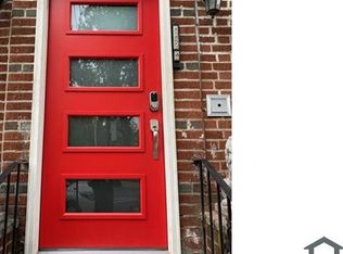 1014 43rd St #1R, Brooklyn, NY 11219