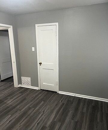5th image of 1601 Stribling St