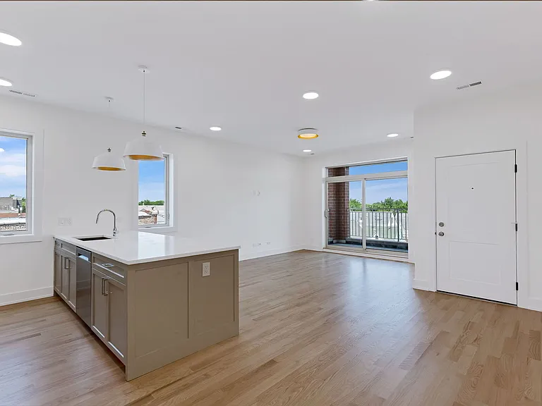3545 W Belmont Ave #2 — Photo 3