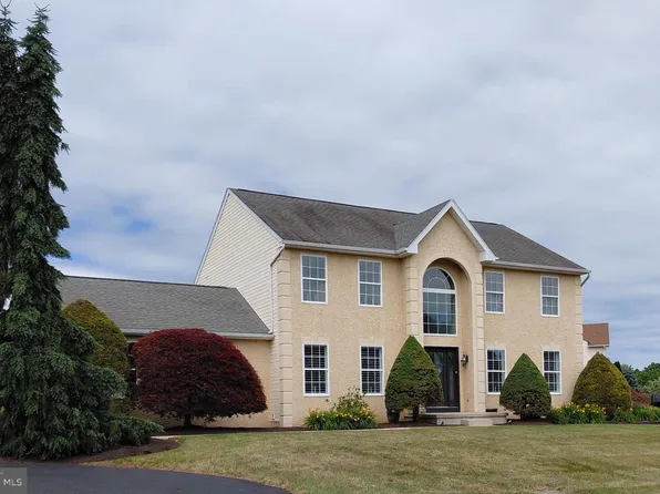 41 Edmonds Dr, Limerick, PA 19468