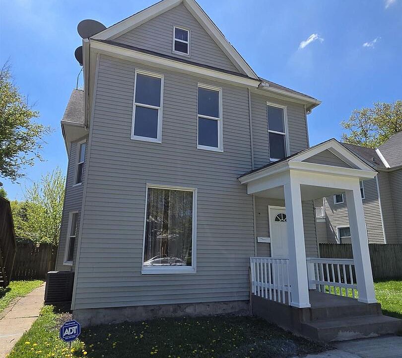 1st image of 2141 W 4th St