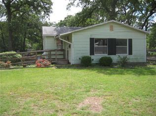 4004 Ivey St, Haltom City, TX 76111