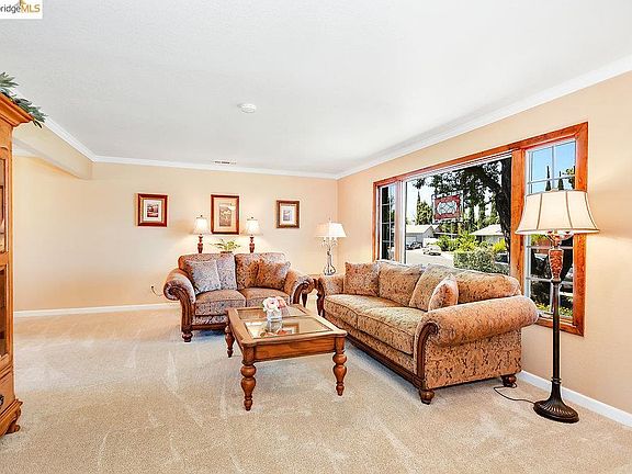 5th image of 1436 Catamaran Ct