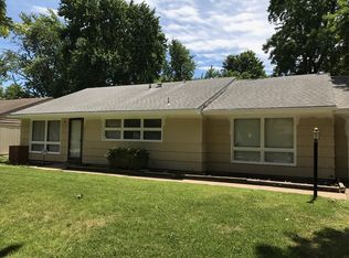 4109 SW 28th St, Topeka, KS 66614