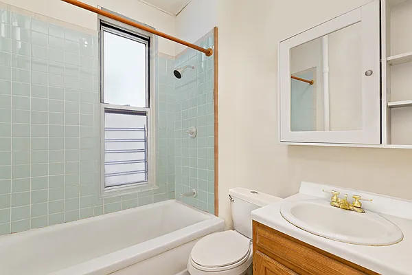 Sold by Compass | media 20