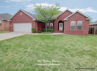 196 Dawn Dr, Centerton, AR 72719