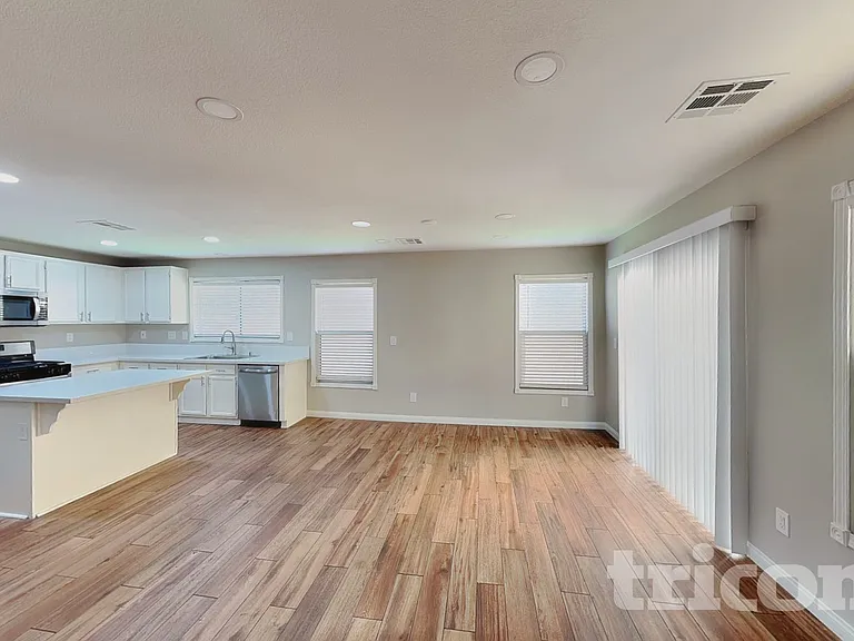 102 Health Aster Ct — Photo 5