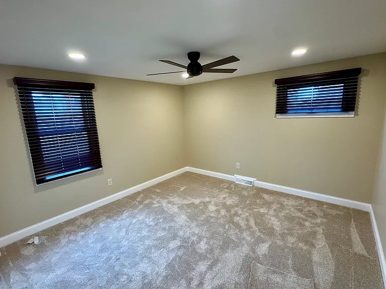 93 Melrose Rd — Photo 4