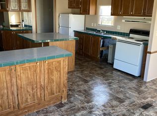 307 Piper Dr, Bardstown, KY 40004