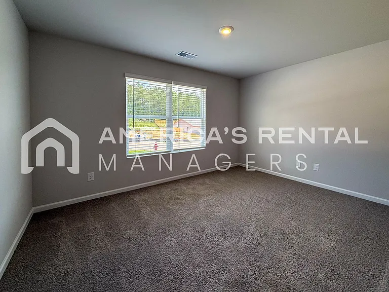 470 Antler Way — Photo 7