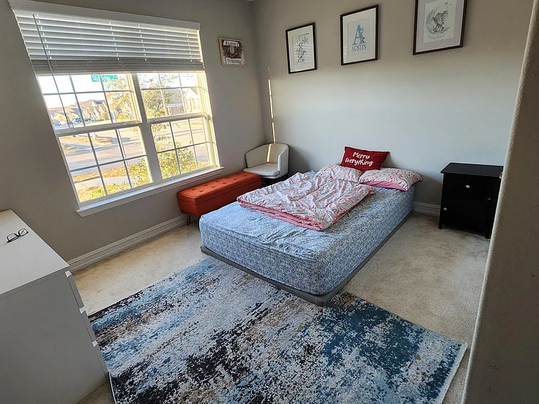 5901 Silverhollow Dr — Photo 17