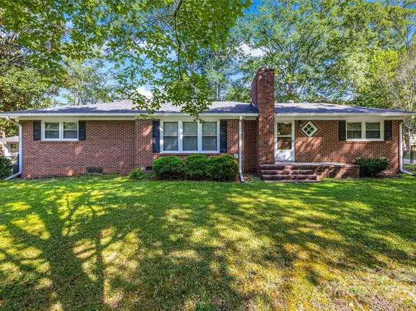 104 Lakeview Dr, York, SC 29745