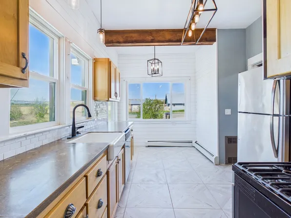 1026 Lane 5, Powell, WY 82435