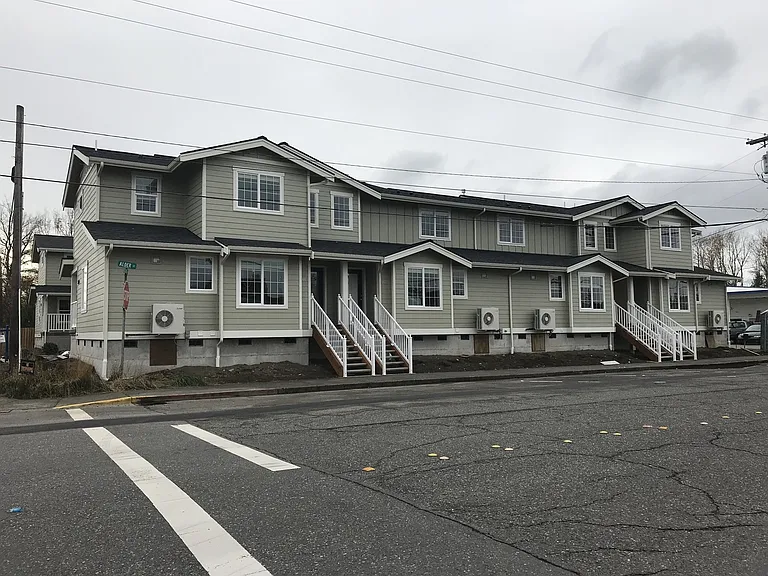 AL2031 — Photo 11