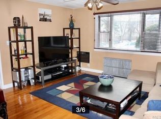 1004 Rottkamp St, Valley Stream, NY 11580