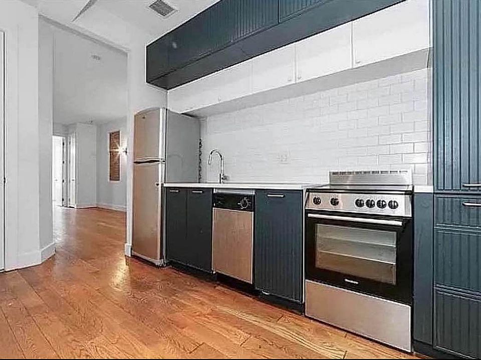 1st image of 858 Hancock St #3A