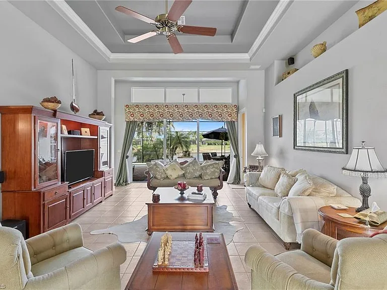 4924 Sedgewood Ln — Photo 17