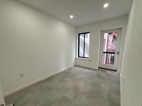 346 West 53rd Street image 5 of 7